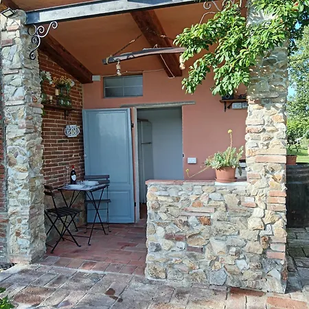 Casale - La Di Leda Guest house *