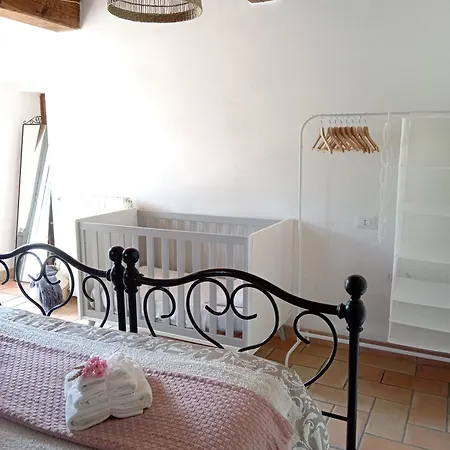 Casale - La Di Leda Guest house